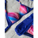 Pyramid Corse kék prizma színű háromszög bikini átlapolt dekoltázzsal és alakformalo alsóval.