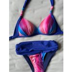 Pyramid Corse kék prizma színű háromszög bikini átlapolt dekoltázzsal és alakformalo alsóval.